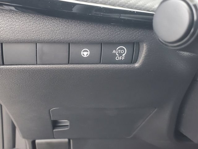 Used 2026 Nissan Kicks SR FWD image 10