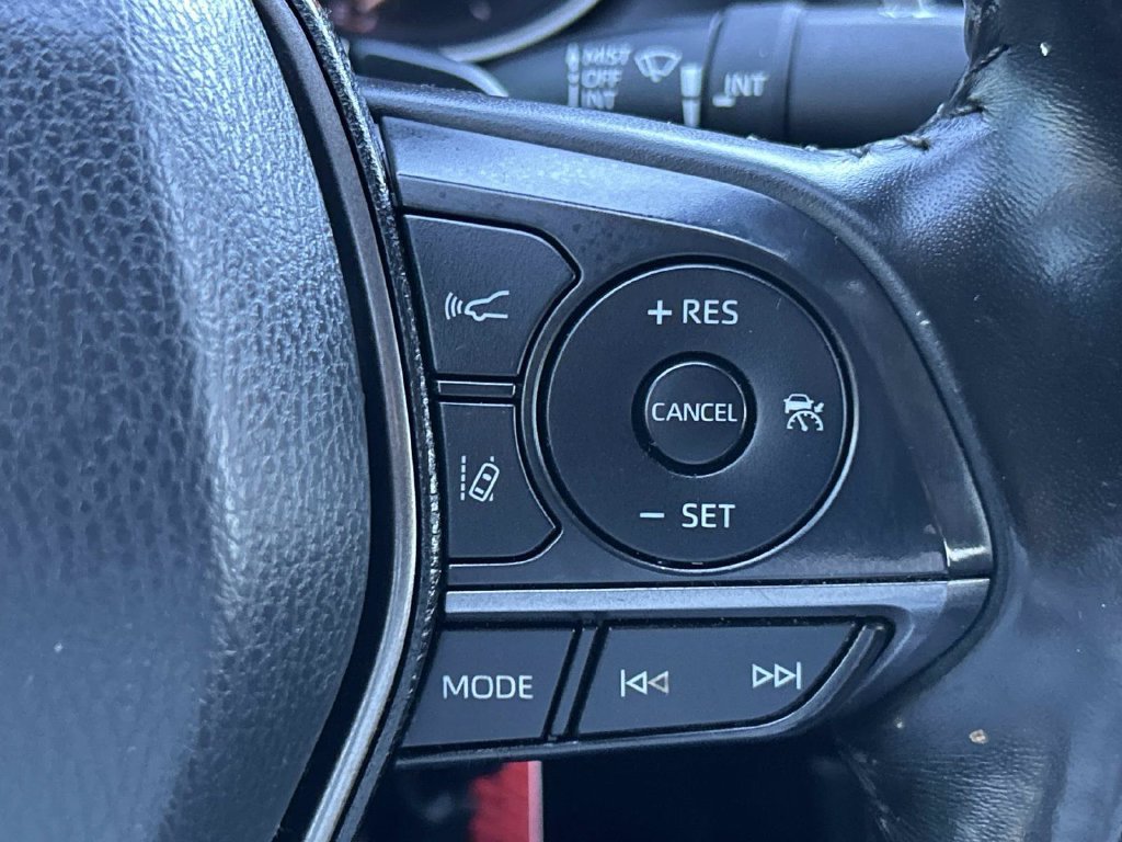 Used 2021 Toyota Camry SE FWD image 28