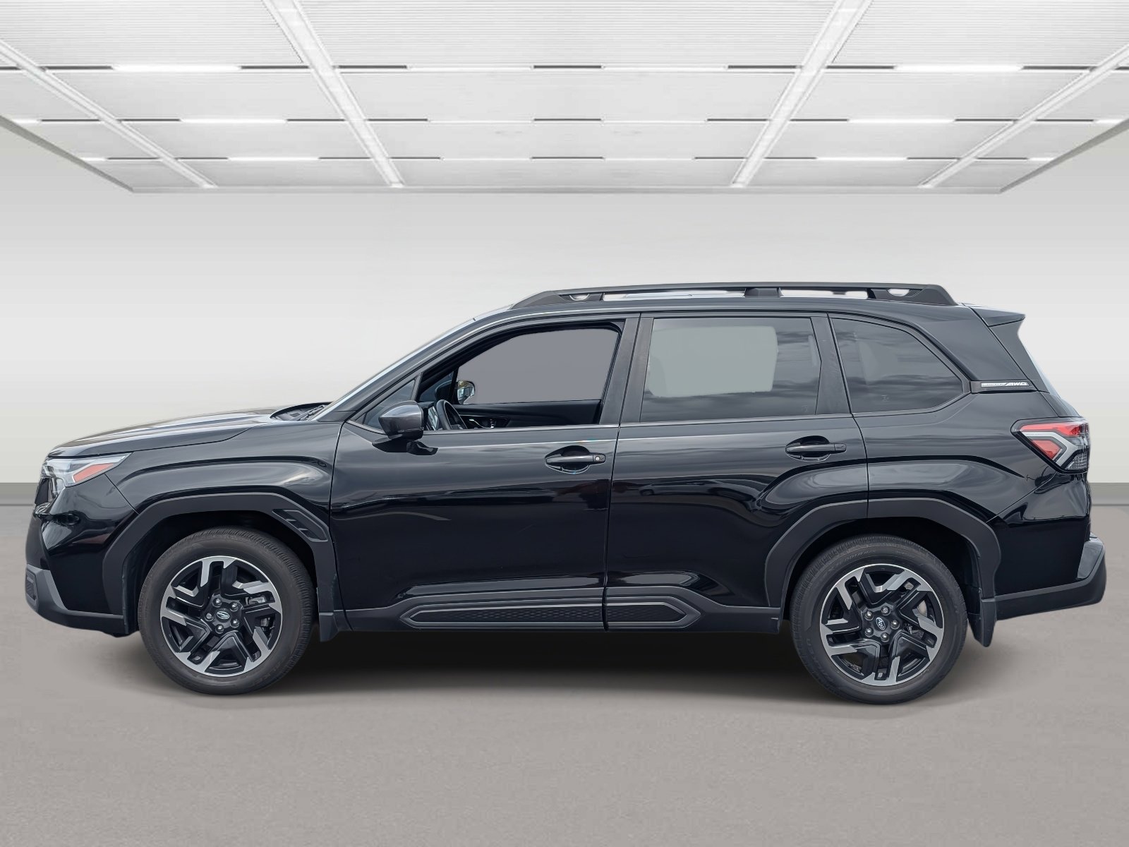 Certified 2025 Subaru Forester Limited image 2