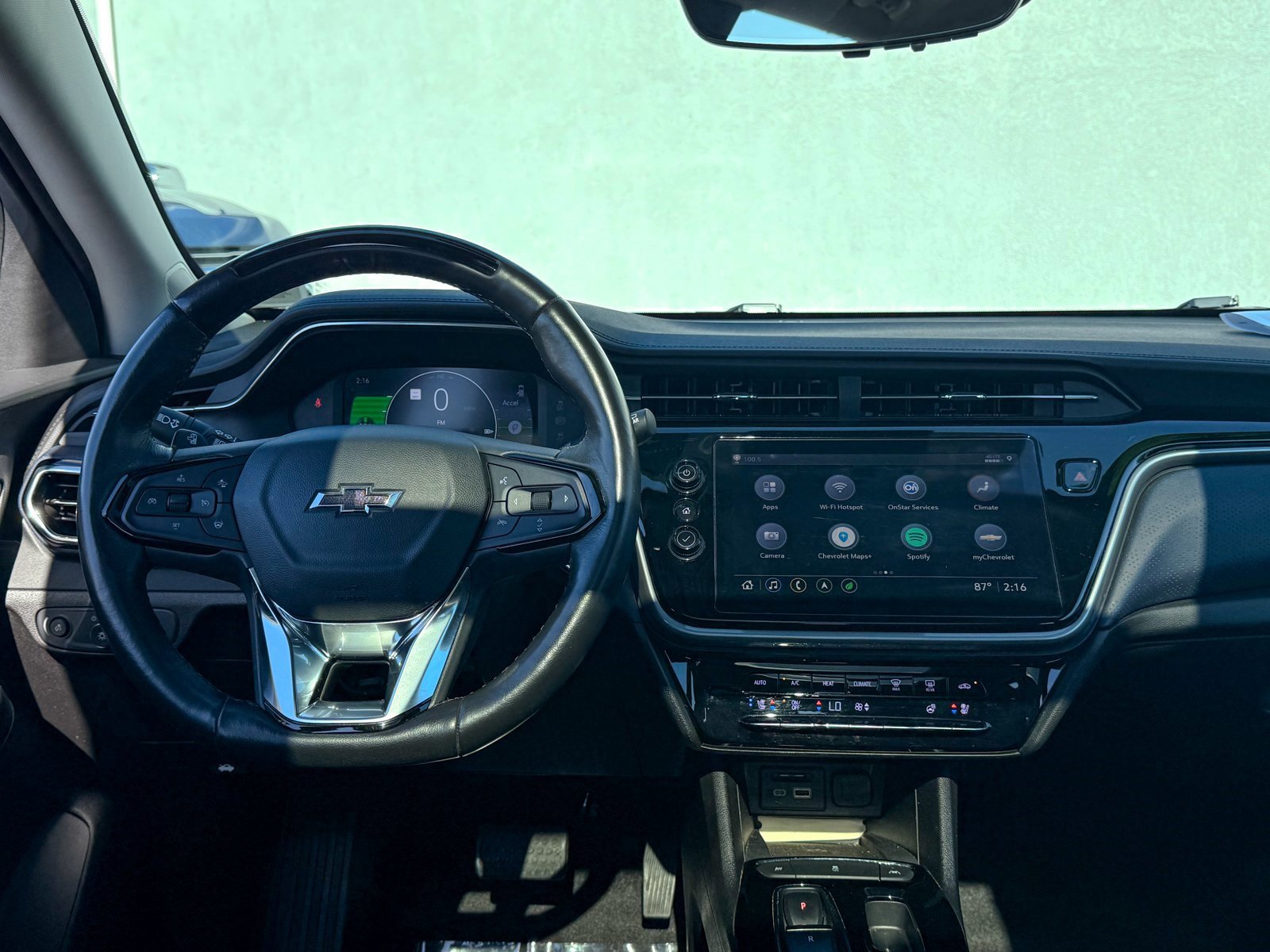 Used 2022 Chevrolet Bolt EUV Premier w/ Launch Edition image 27