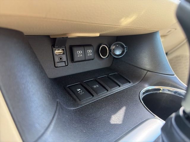 Used 2017 Toyota Highlander XLE image 27