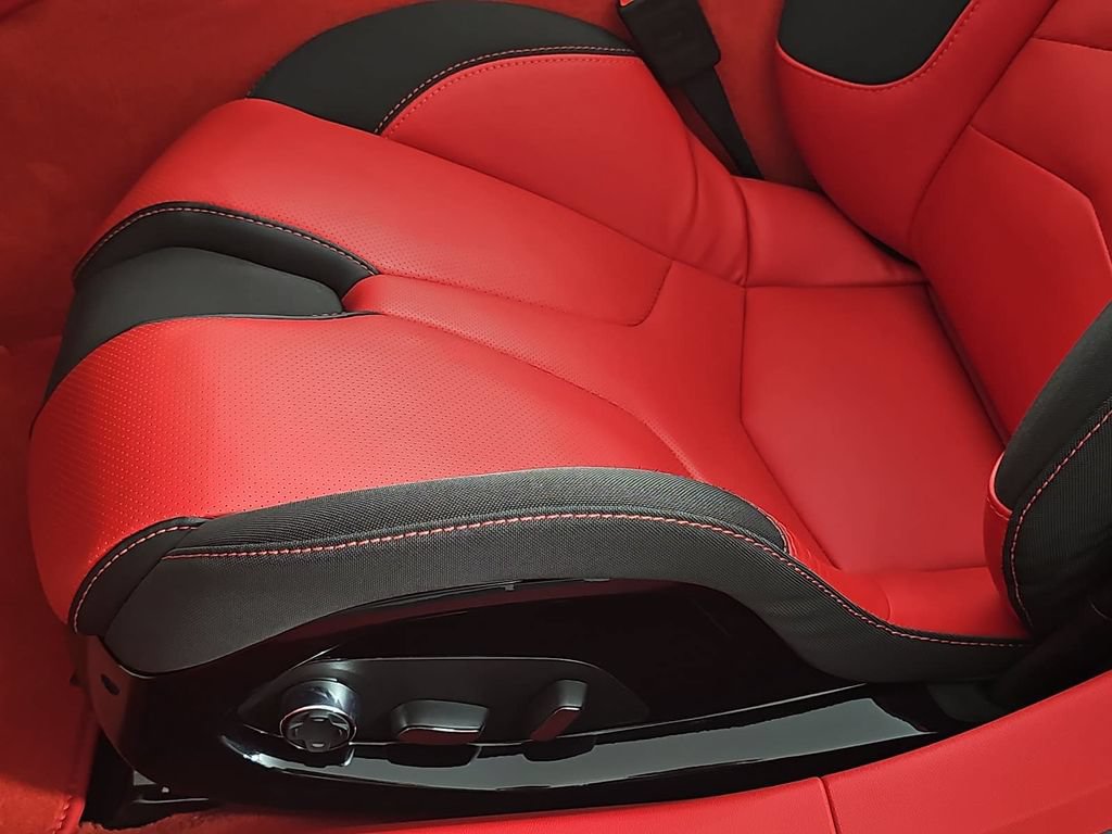New 2025 Chevrolet Corvette Stingray Premium Conv w/ Z51 Performance Package RWD image 24