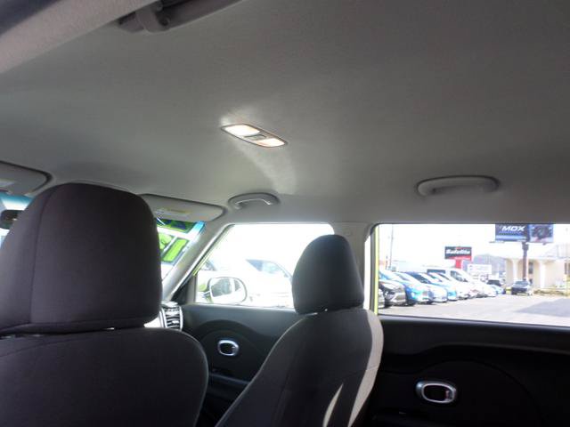 Used 2019 Kia Soul FWD image 34