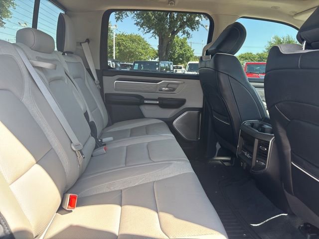 Used 2023 RAM 1500 Limited AWD/4WD image 11