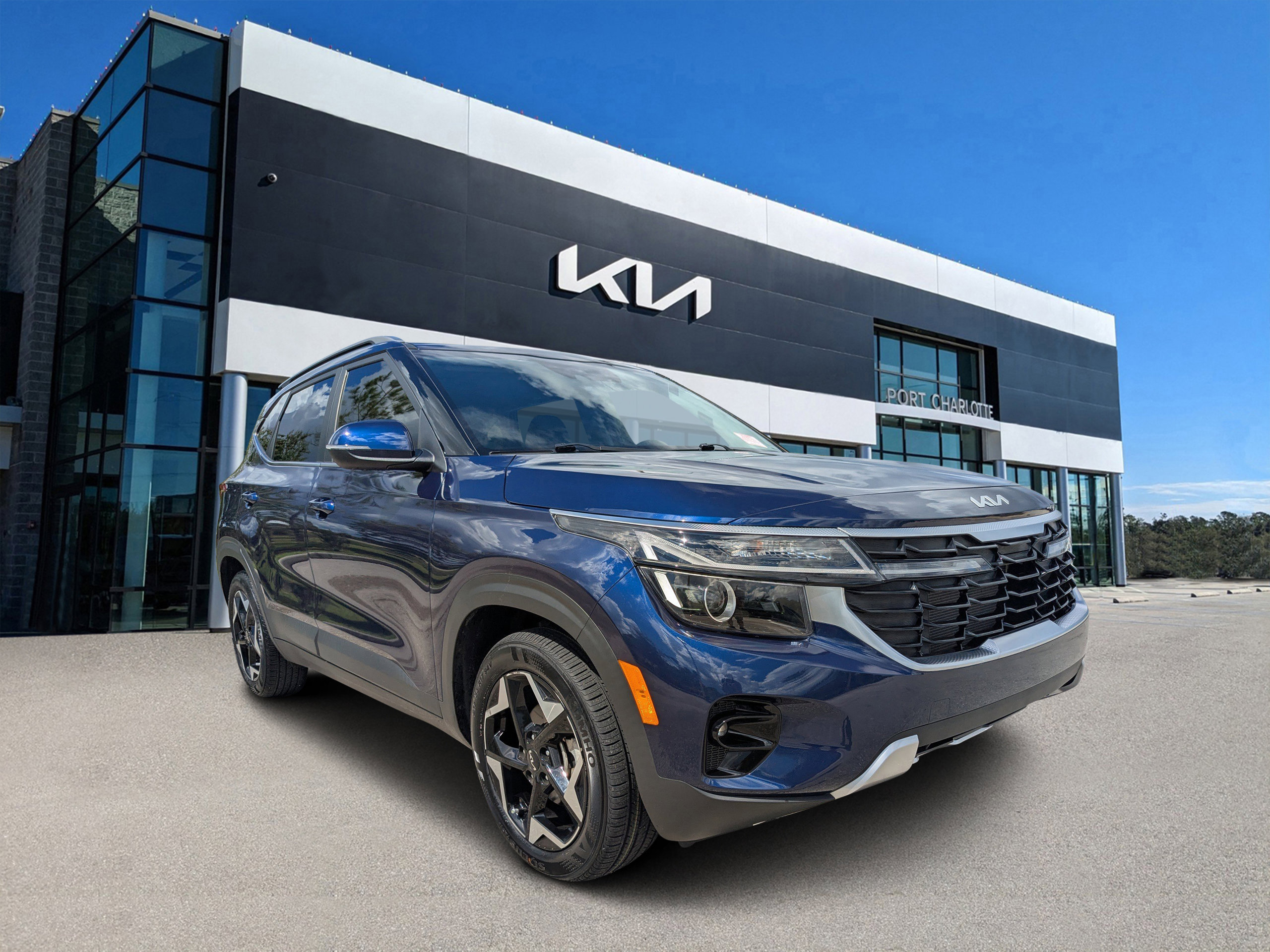 Certified 2024 Kia Seltos EX