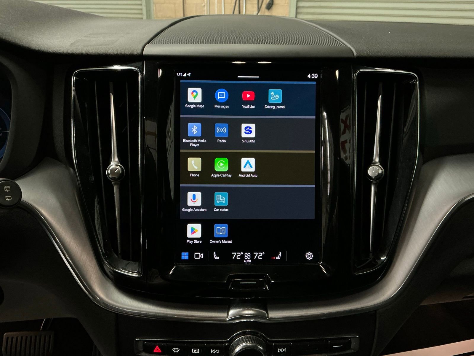 Used 2022 Volvo XC60 T8 Inscription Expression image 23