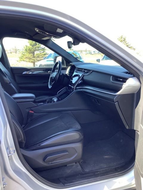 Certified 2021 Jeep Grand Cherokee L Laredo image 14