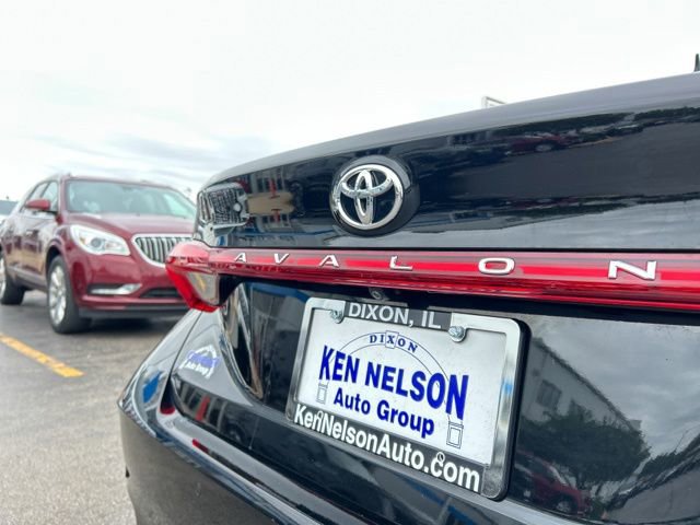 Used 2021 Toyota Avalon Limited w/ Advanced Safety Package AWD/4WD image 10