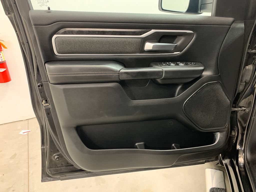 Used 2021 RAM 1500 Big Horn AWD/4WD image 6