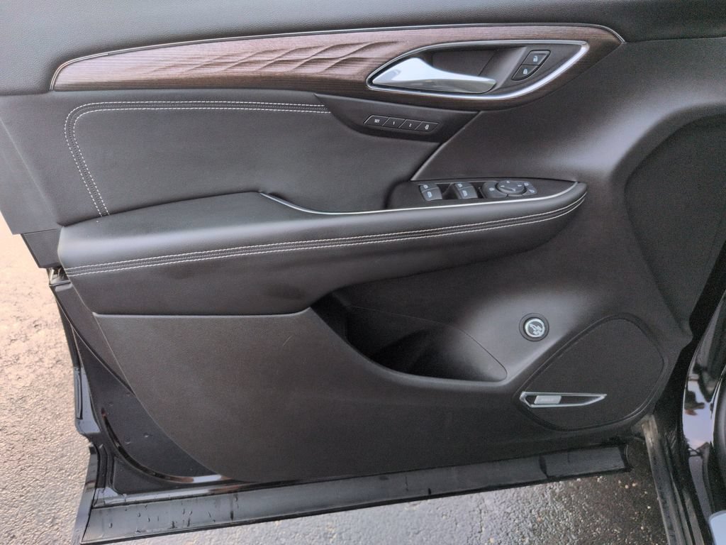 Used 2023 Buick Envision Avenir FWD image 10