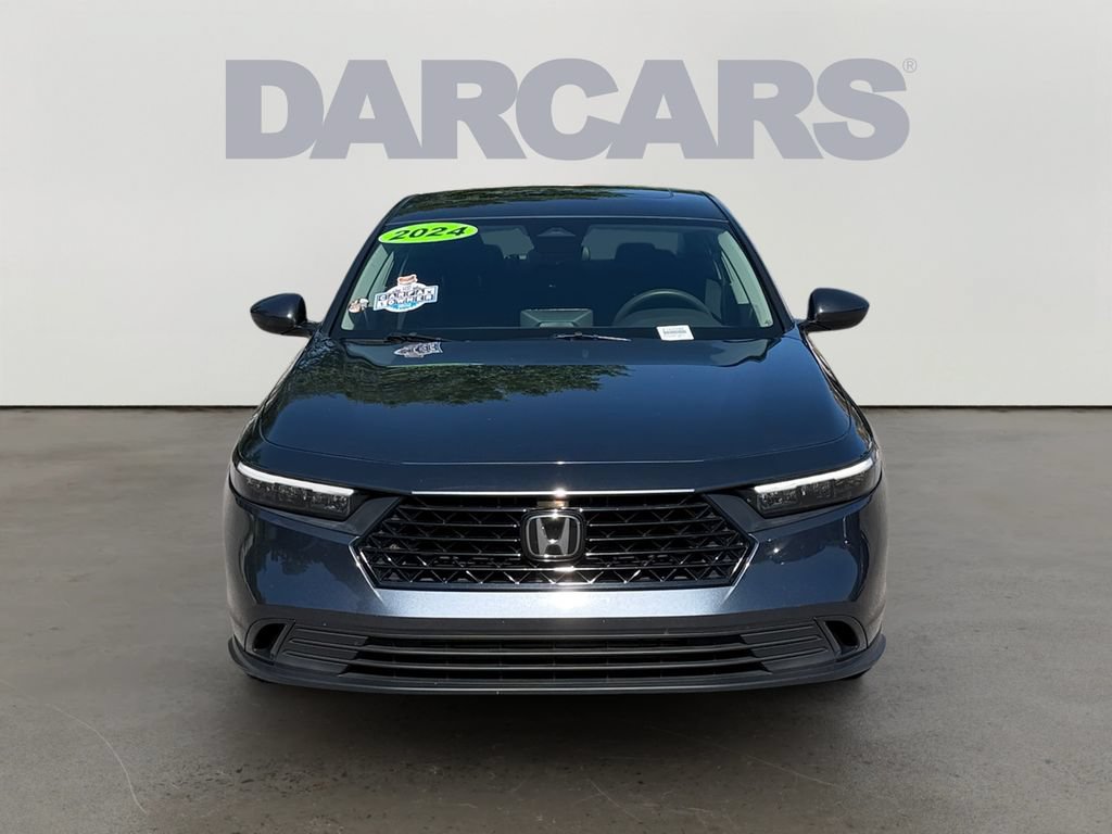 Used 2024 Honda Accord EX image 2