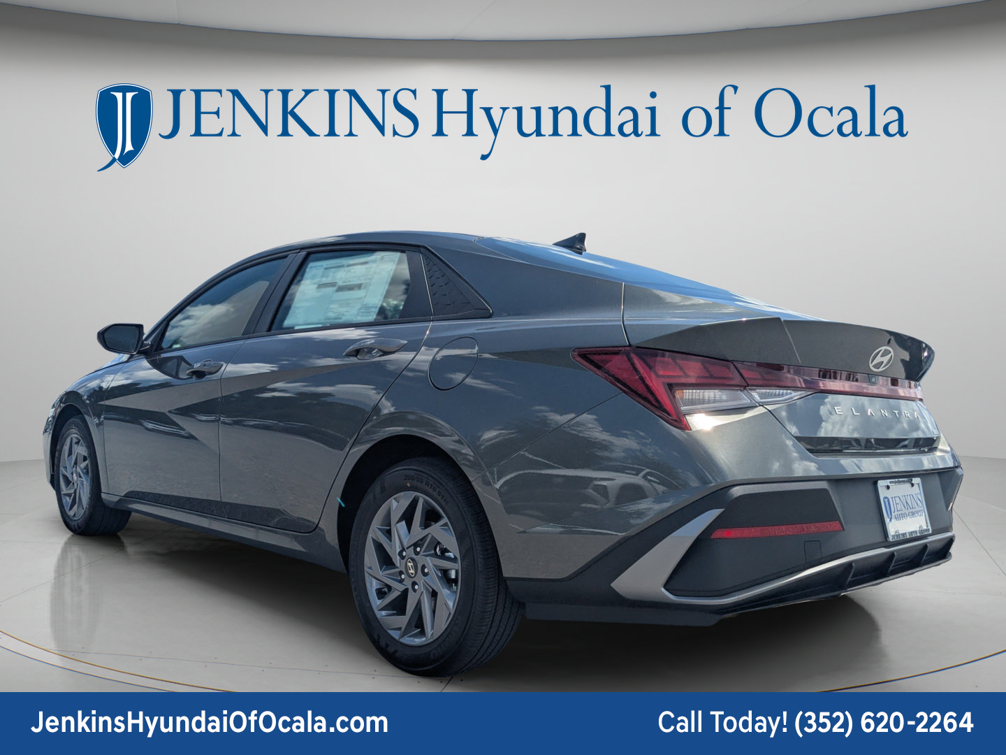 New 2026 Hyundai Elantra Hybrid FWD image 6