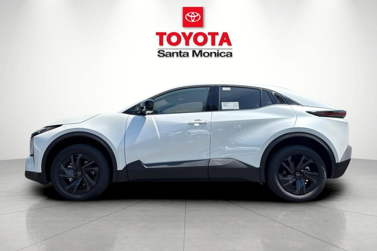 New 2026 Toyota C-HR AWD/4WD image 8