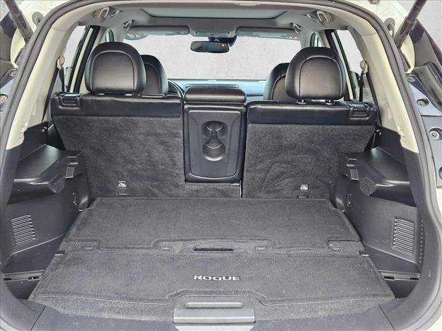 Used 2017 Nissan Rogue SL w/ SL Premium Package image 6