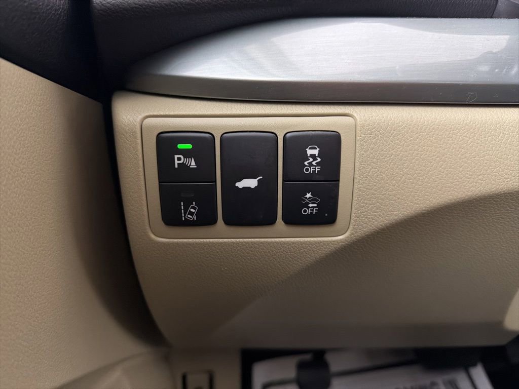 Used 2017 Acura RDX AWD w/ Advance Package image 24