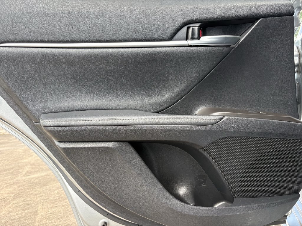 Used 2021 Toyota Camry XSE FWD image 23
