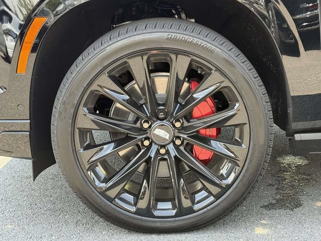 Used 2026 Cadillac Escalade V w/ LPO, ONYX Package AWD/4WD image 10
