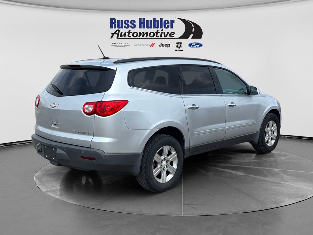 Used 2010 Chevrolet Traverse LT FWD image 6