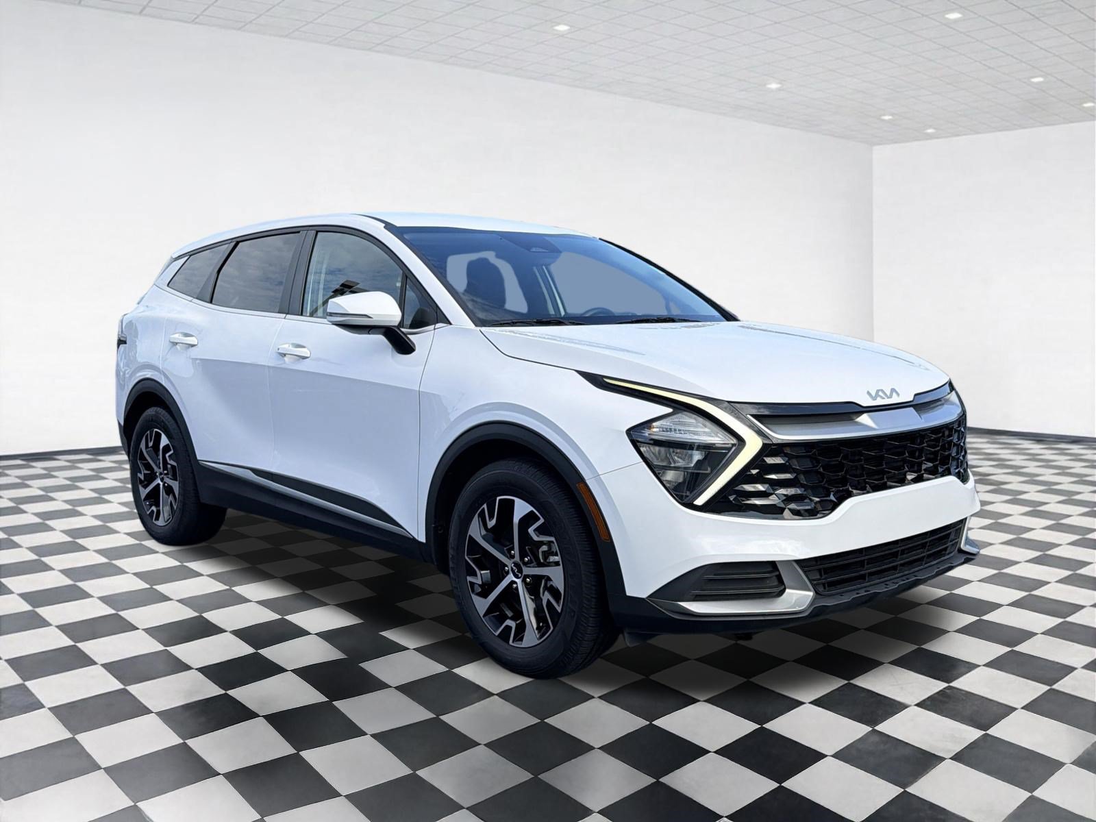 Used 2023 Kia Sportage EX FWD image 7