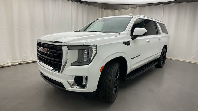 Used 2023 GMC Yukon XL SLE image 40