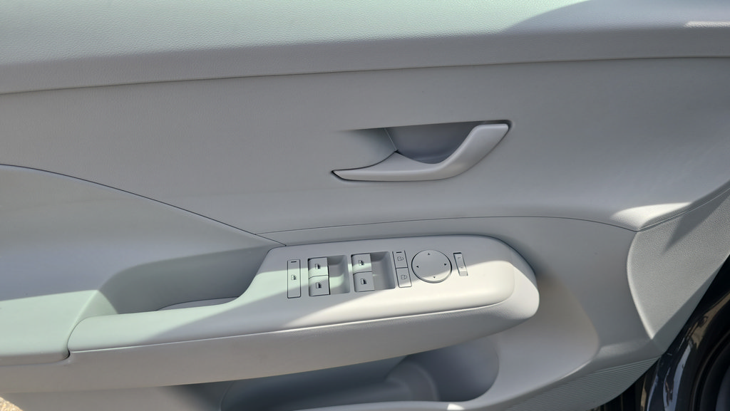 Certified 2026 Hyundai Kona SE FWD image 16