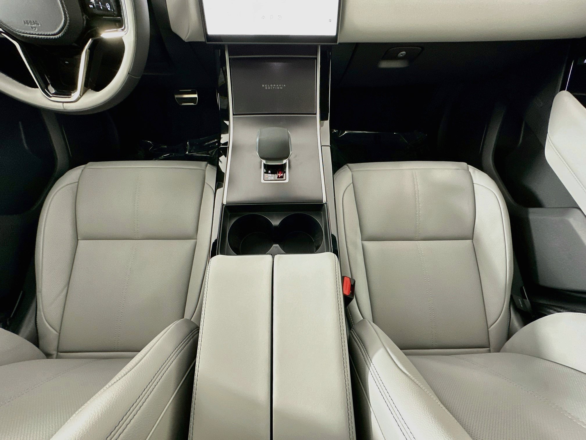 New 2026 Land Rover Range Rover Velar Belgravia AWD/4WD image 21