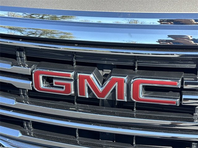 Certified 2023 GMC Acadia SLE w/ Driver Convenience Package image 29