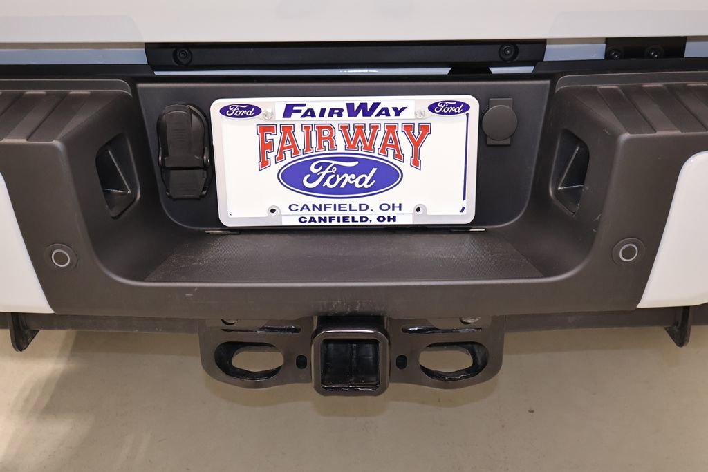 New 2026 Ford F350 Lariat w/ Black Appearance Package image 39
