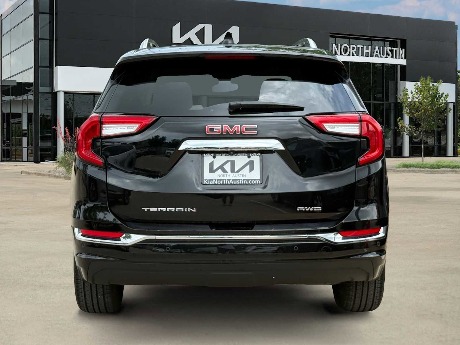 Used 2022 GMC Terrain Denali w/ LPO, Cargo Package AWD/4WD image 12