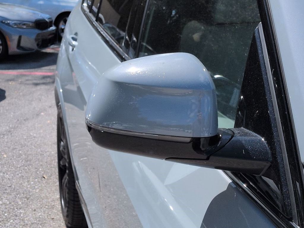 New 2026 BMW X7 xDrive40i w/ M Sport Package image 12