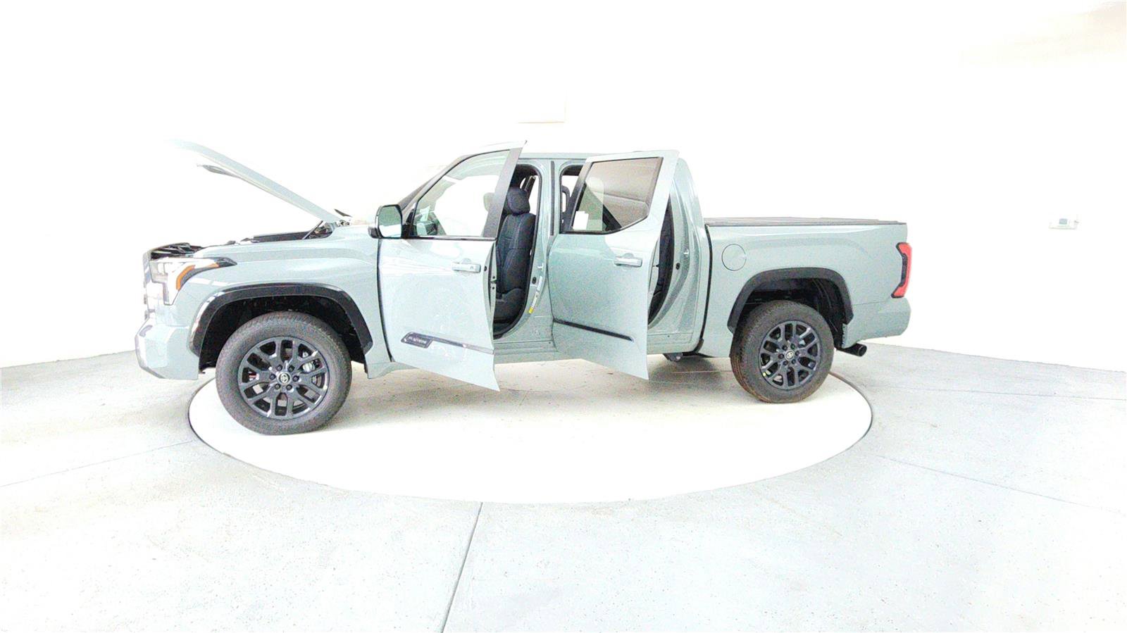 New 2025 Toyota Tundra Platinum image 10