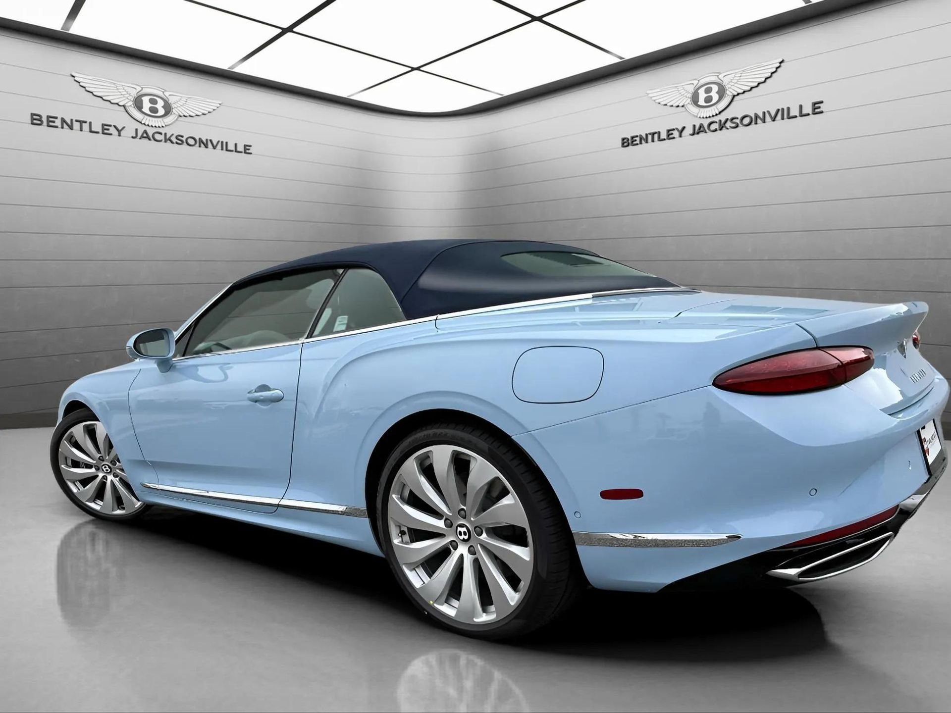 New 2026 Bentley Continental GTC image 3