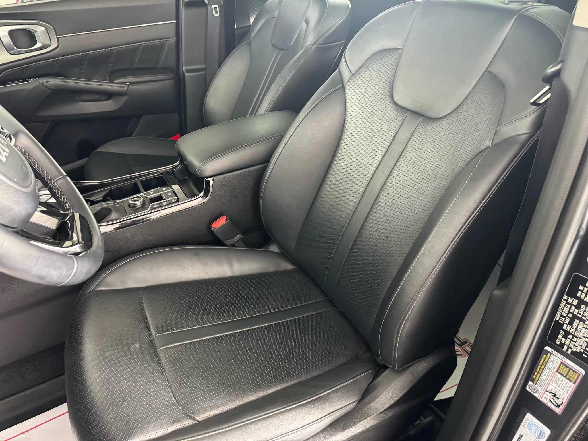 Used 2022 Kia Sorento SX image 35