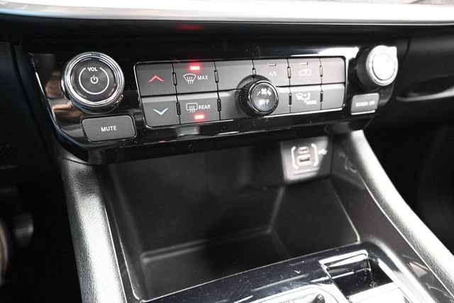 Certified 2024 Jeep Compass Latitude AWD/4WD image 43