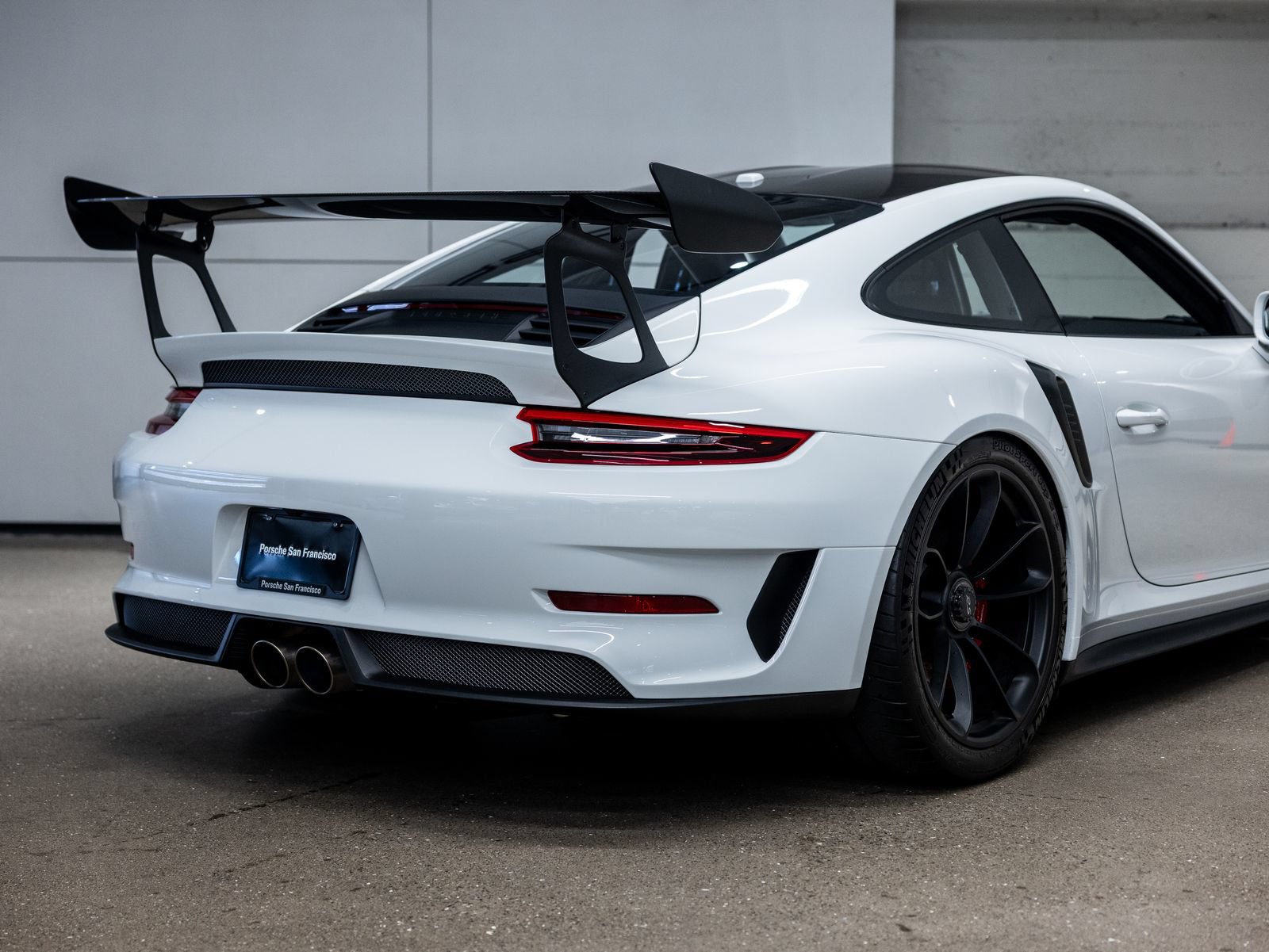 Certified 2019 Porsche 911 GT3 RS RWD image 27