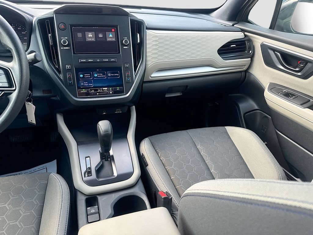 Certified 2025 Subaru Forester AWD/4WD image 29