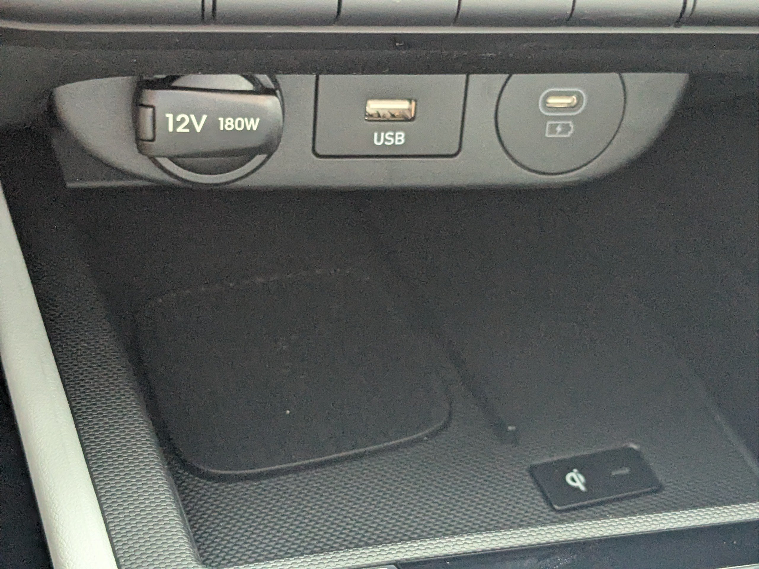New 2026 Hyundai Elantra Limited FWD image 27