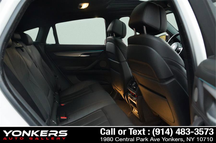 Used 2019 BMW X6 xDrive50i w/ M Sport Package image 45