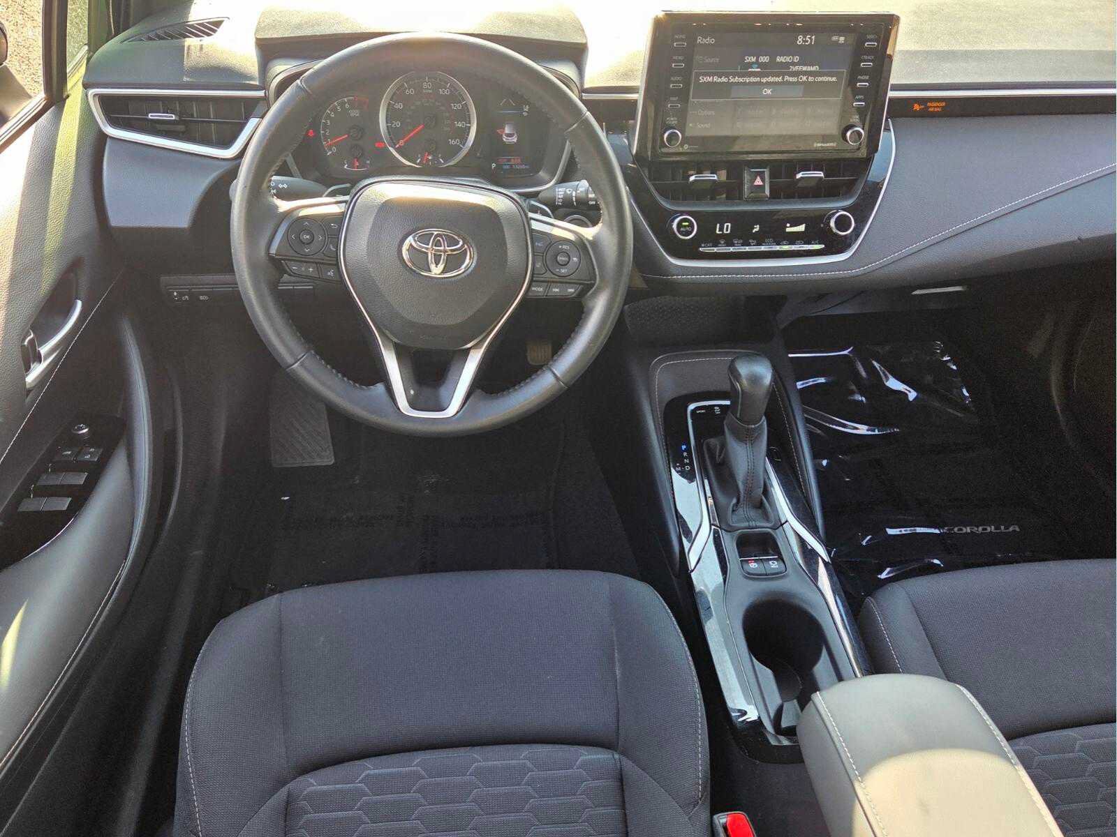 Used 2020 Toyota Corolla SE FWD image 3