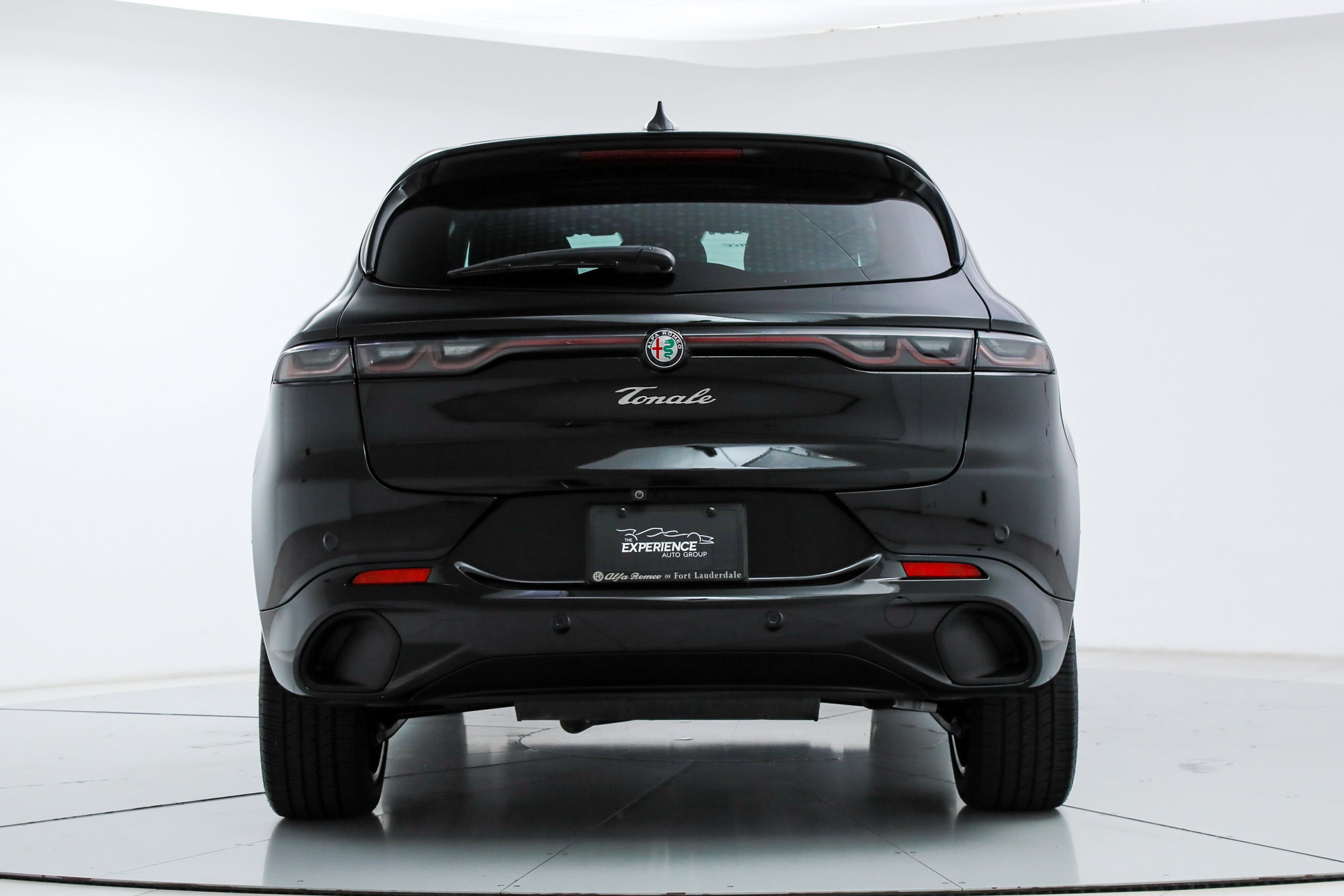New 2025 Alfa Romeo Tonale AWD/4WD image 4