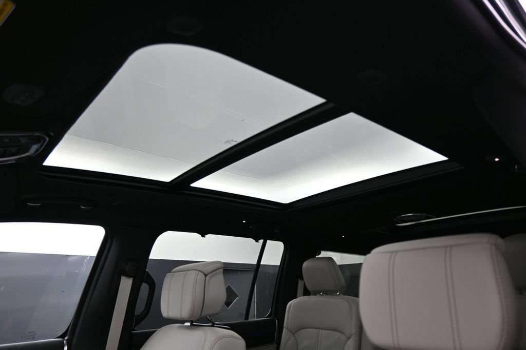 New 2026 Jeep Grand Wagoneer L Summit AWD/4WD image 13