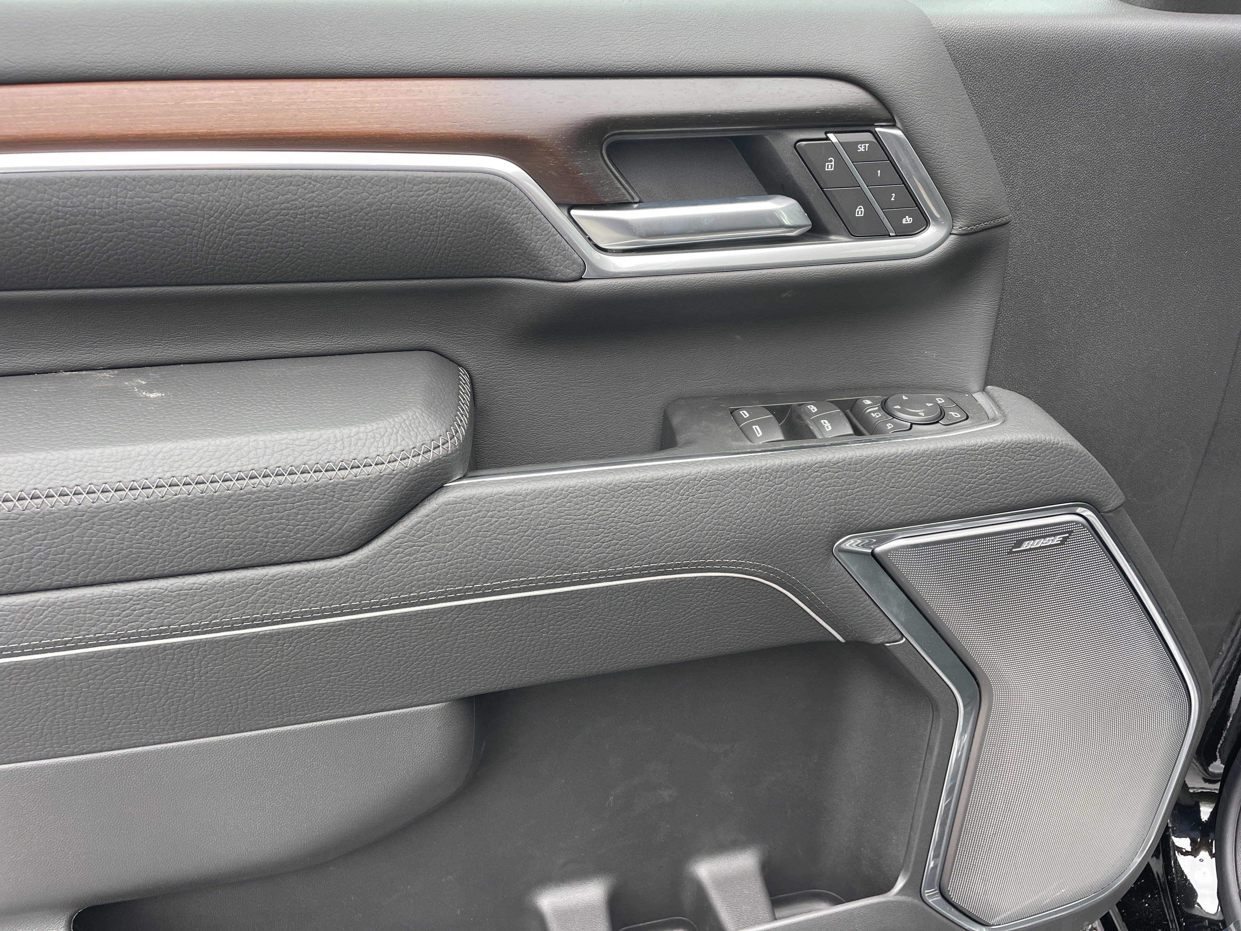 New 2026 GMC Sierra 3500 Denali w/ Denali Reserve Package image 13