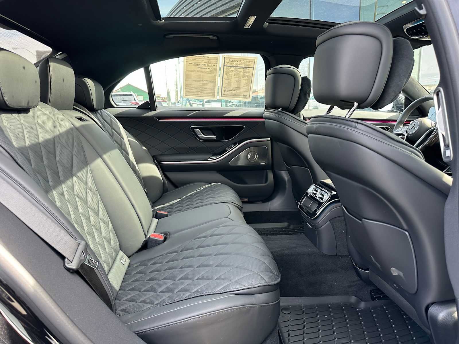 Used 2026 Mercedes-Benz S 580 4MATIC Sedan image 12