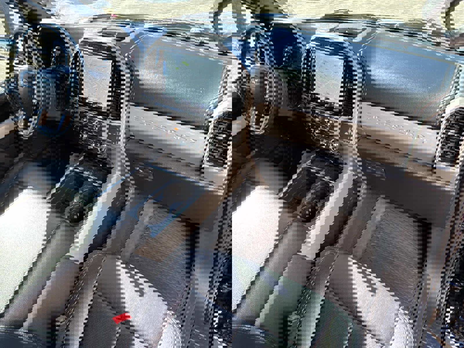 Used 2022 Ford F250 Lariat w/ Lariat Ultimate Package image 26