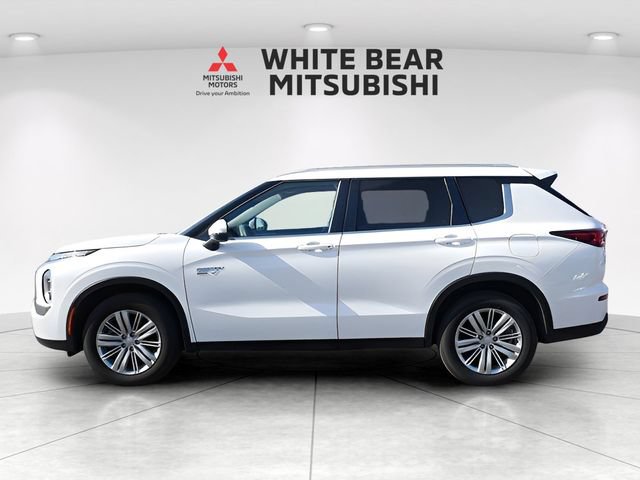 Used 2025 Mitsubishi Outlander ES AWD/4WD image 4