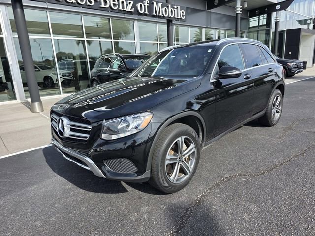 Used 2019 Mercedes-Benz GLC 300 4MATIC image 2