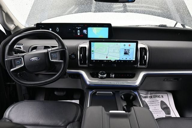 Used 2025 Ford Expedition Platinum AWD/4WD image 19