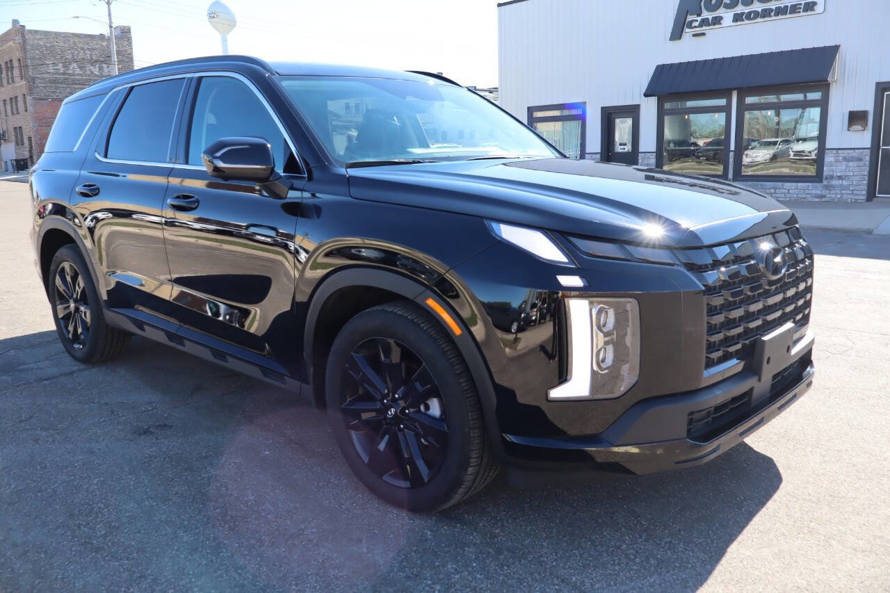 Used 2025 Hyundai Palisade XRT AWD/4WD image 2
