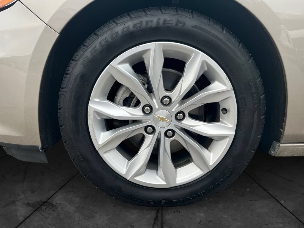 Used 2024 Chevrolet Malibu LT FWD image 14