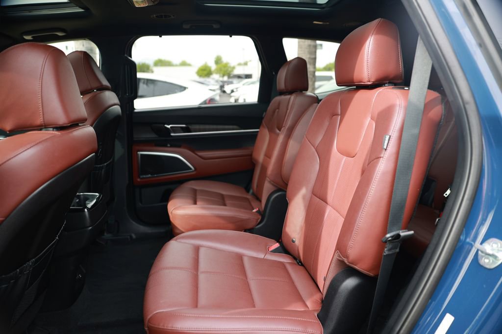 Used 2024 Kia Telluride SX image 32